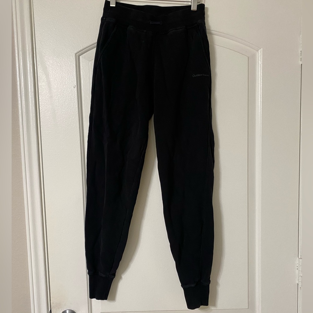 Outdoor Voices Black Sweatpants with Tapered Leg Design